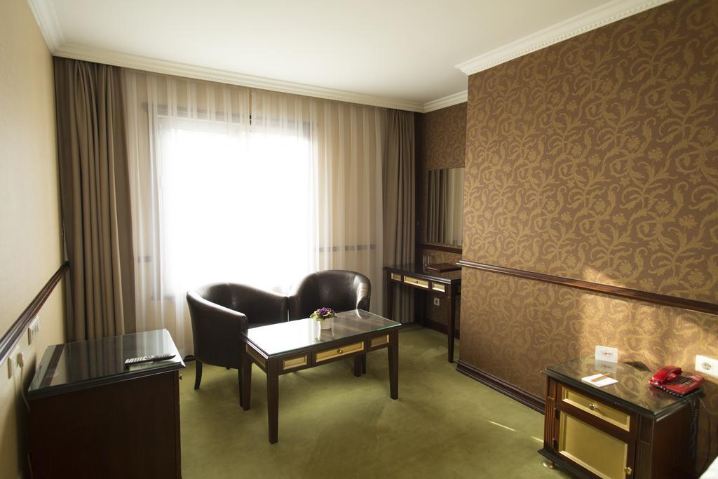 Topkapi Inter Istanbul Hotel Exteriör bild