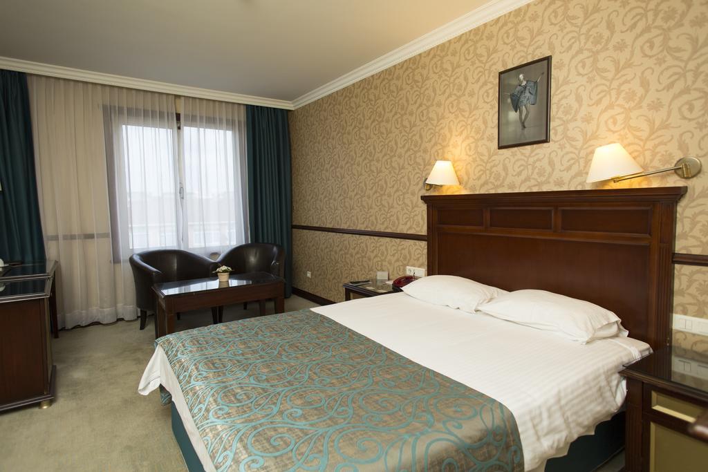 Topkapi Inter Istanbul Hotel Exteriör bild
