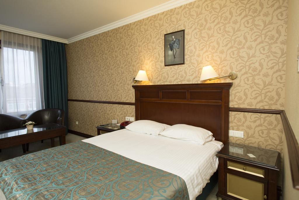 Topkapi Inter Istanbul Hotel Exteriör bild